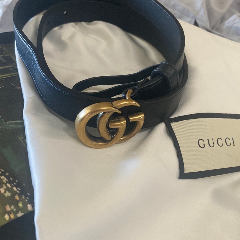 Gucci GG marmont belt black